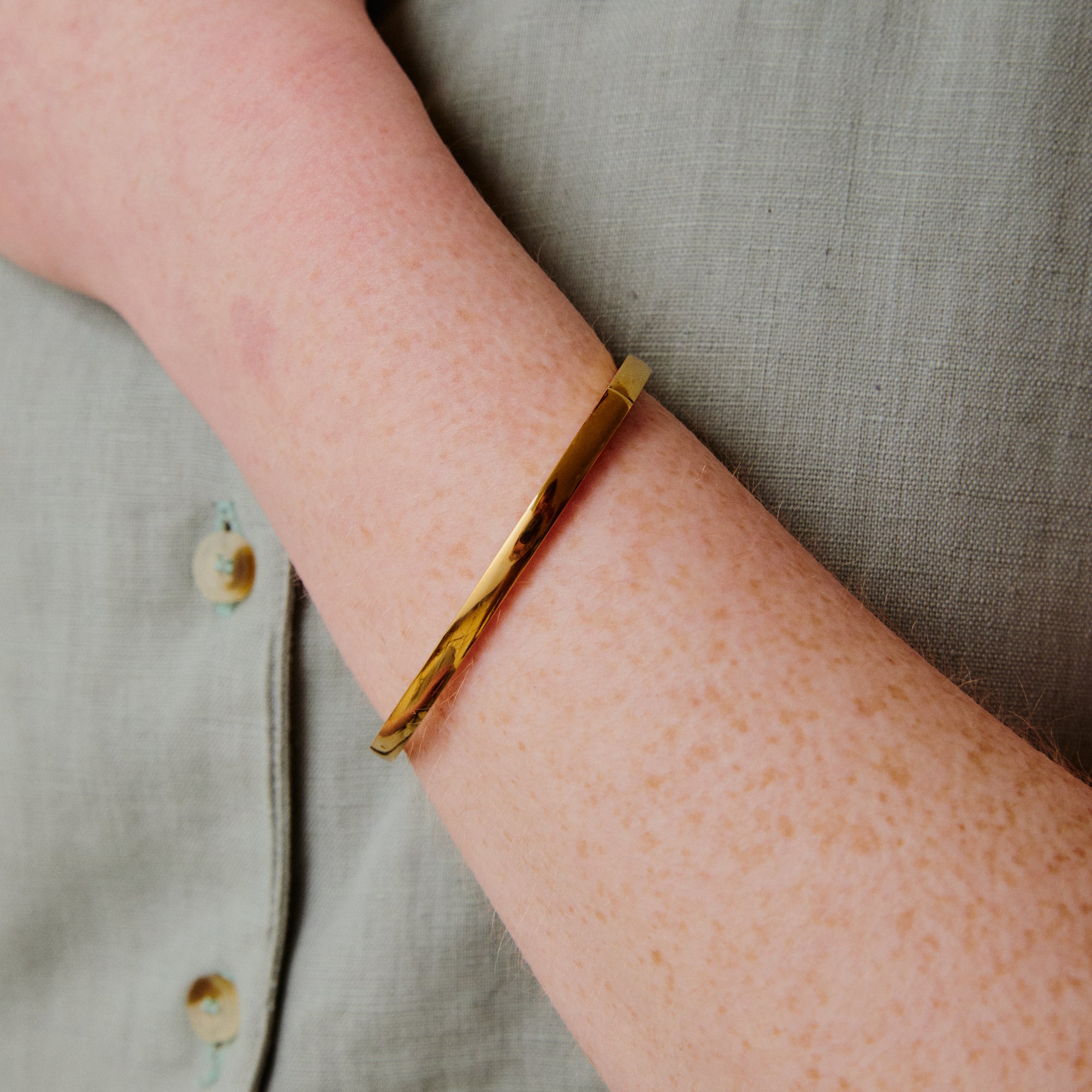 Classic Gold Bangle - 18k Gold plated