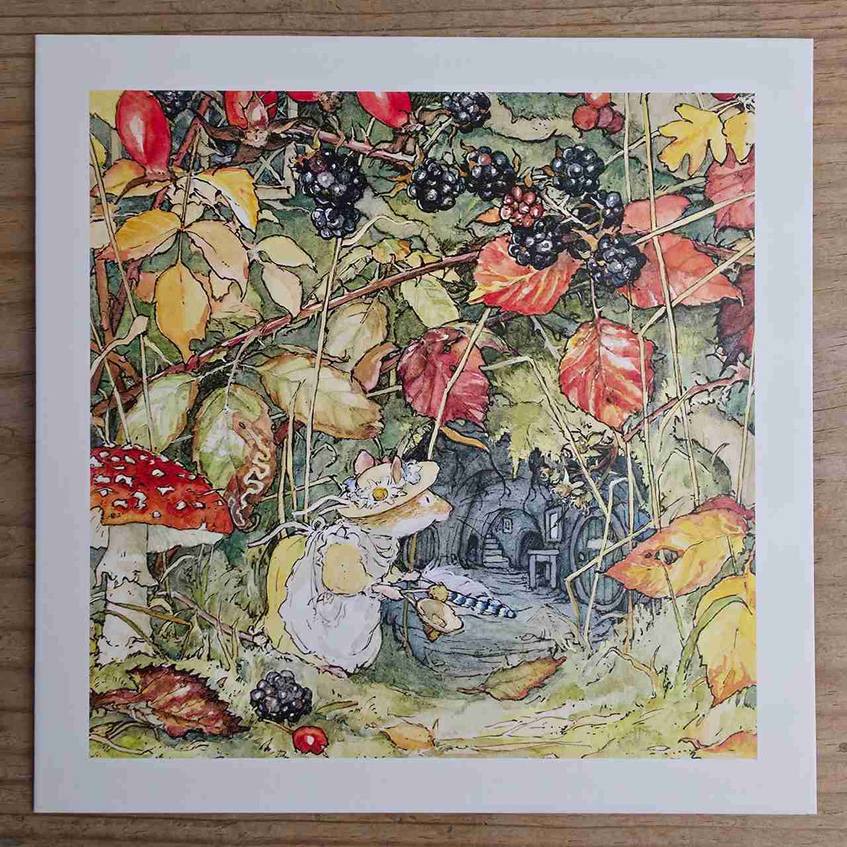 Brambly Hedge, Blackberry Picking - Greeting card