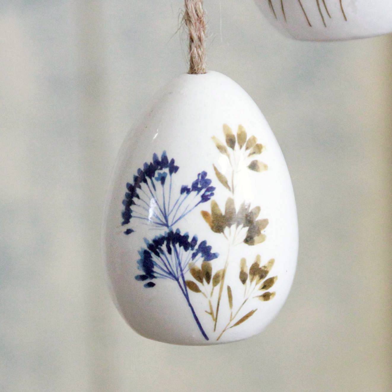 Ceramic Egg Easter Decoration - Cow Parsley