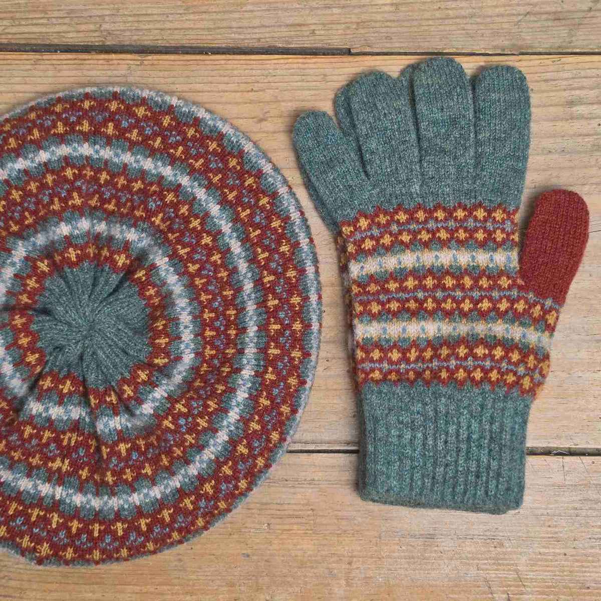 Traditional Scottish Fair Isle Matching Hat and Gloves - Russet & Rosemary