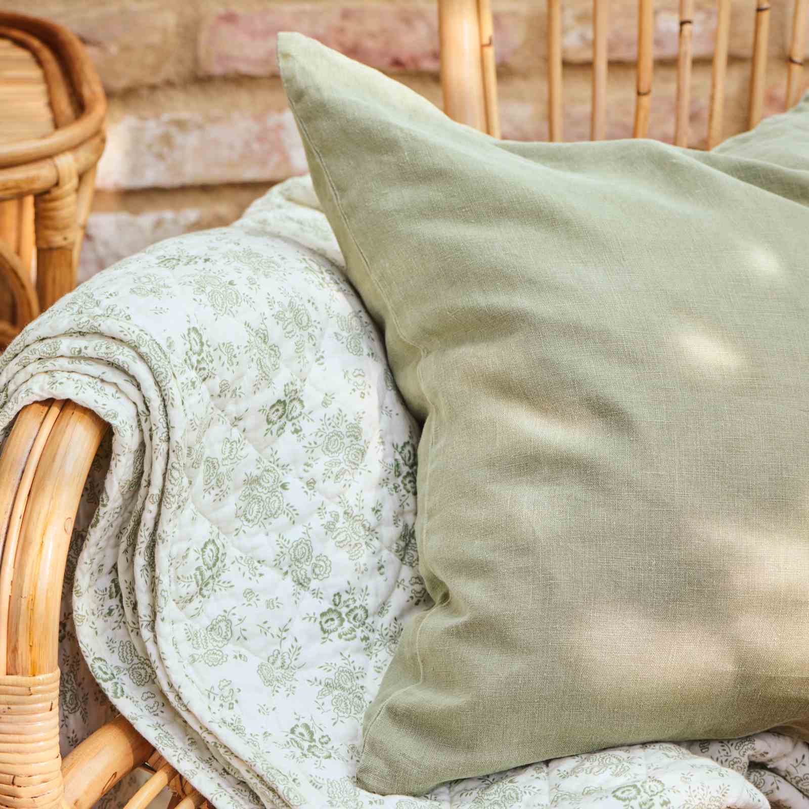 Linen Cushion - Olive