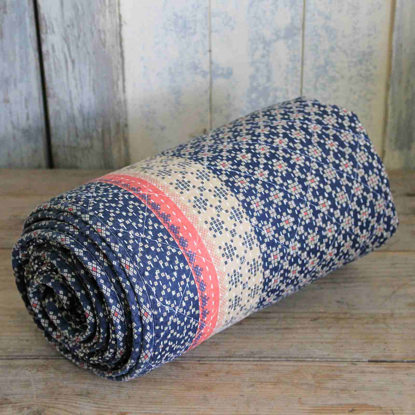 Quilted Bedspread - Indigo & Pink