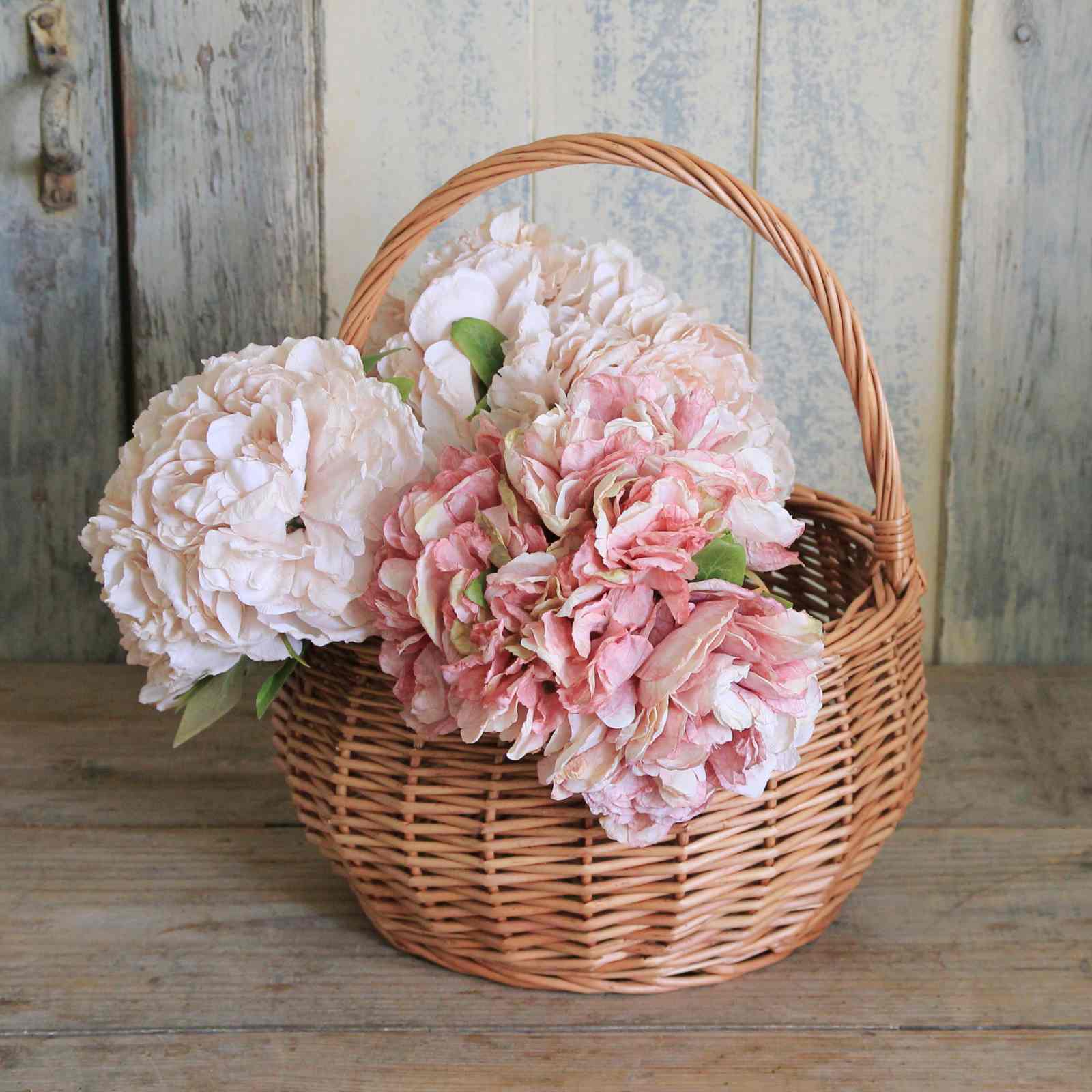 Round Wicker Basket with pink flowers