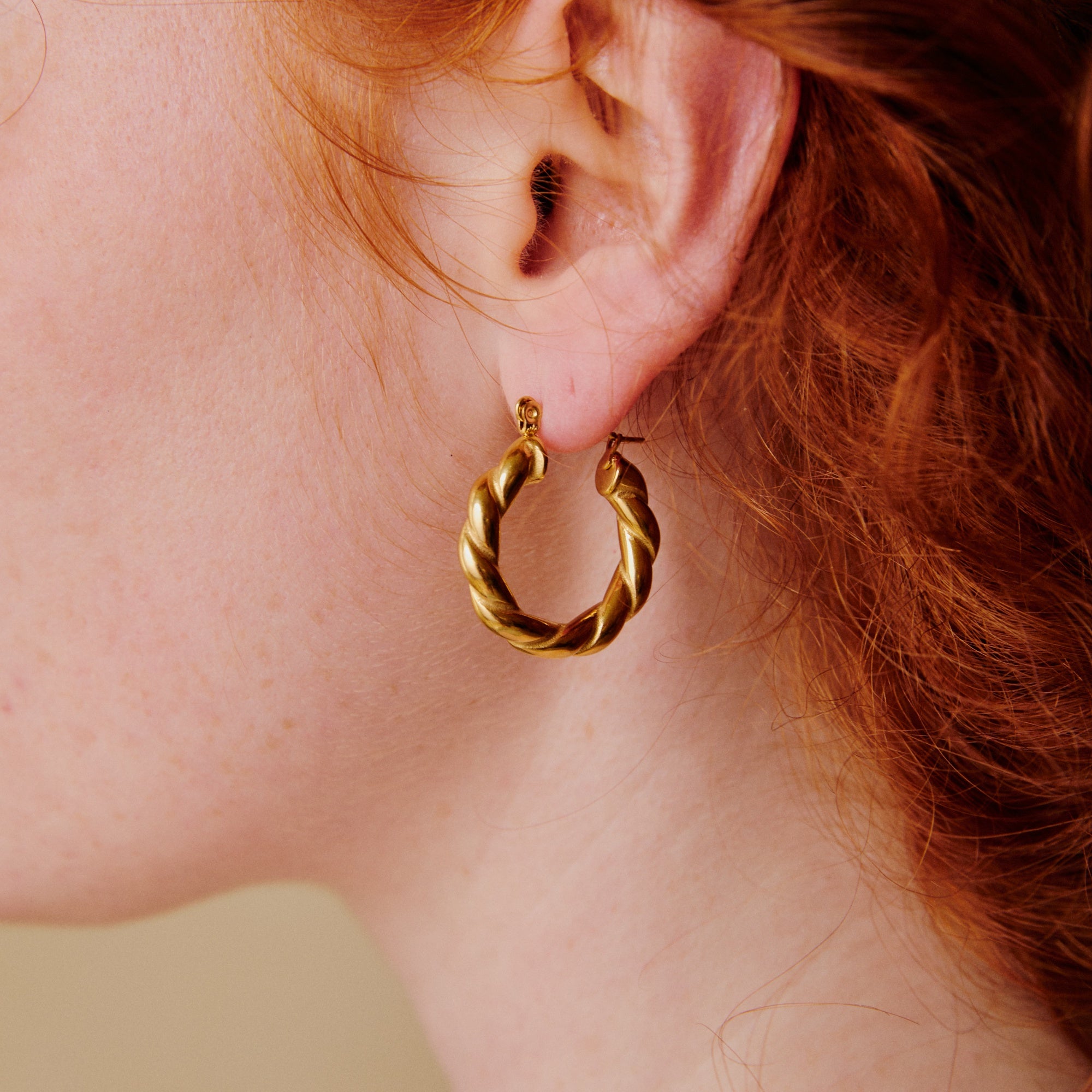 Twist Hoops - 18K Gold plated