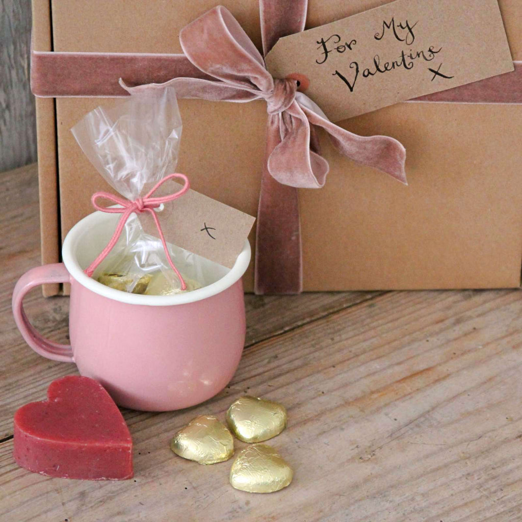 Boxed Gift - Valentine's Heart Gift Box