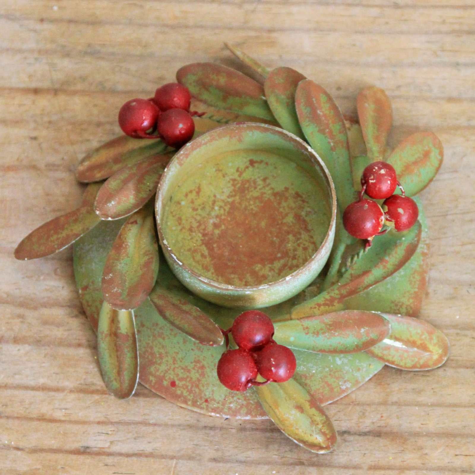 Red Berry Wreath Candle teal light holder
