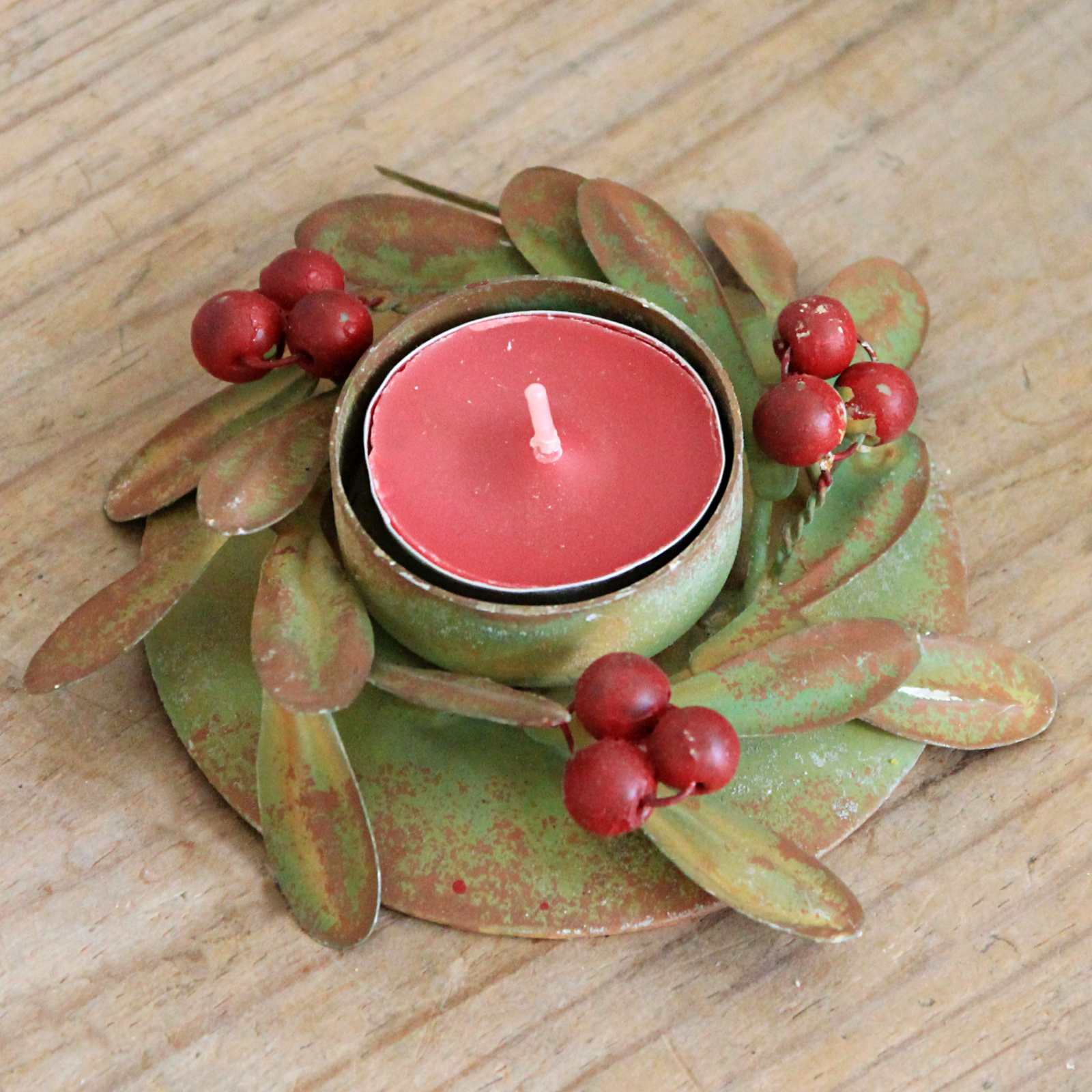 Red Berry Wreath Candle Votive