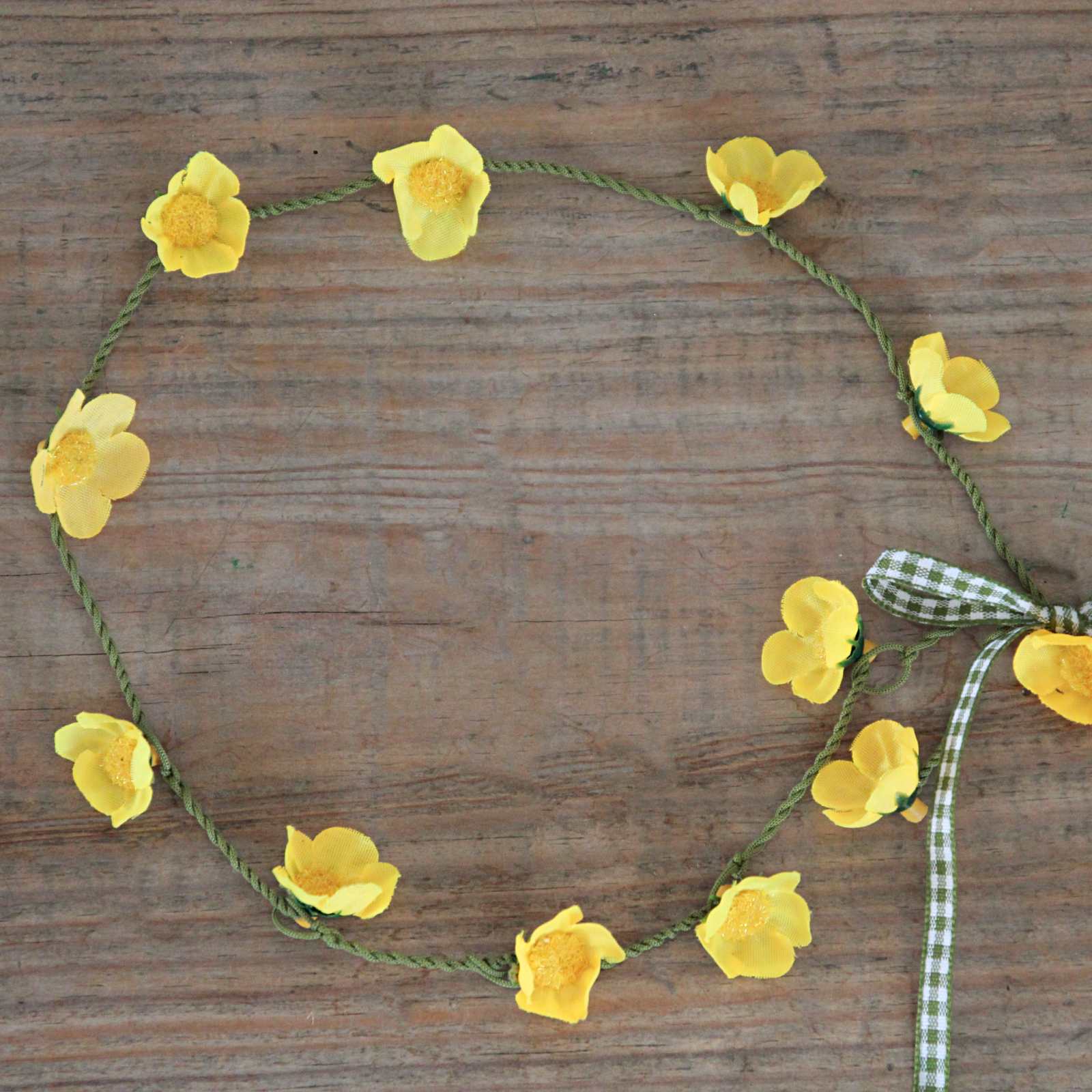 Silk Buttercup Chain