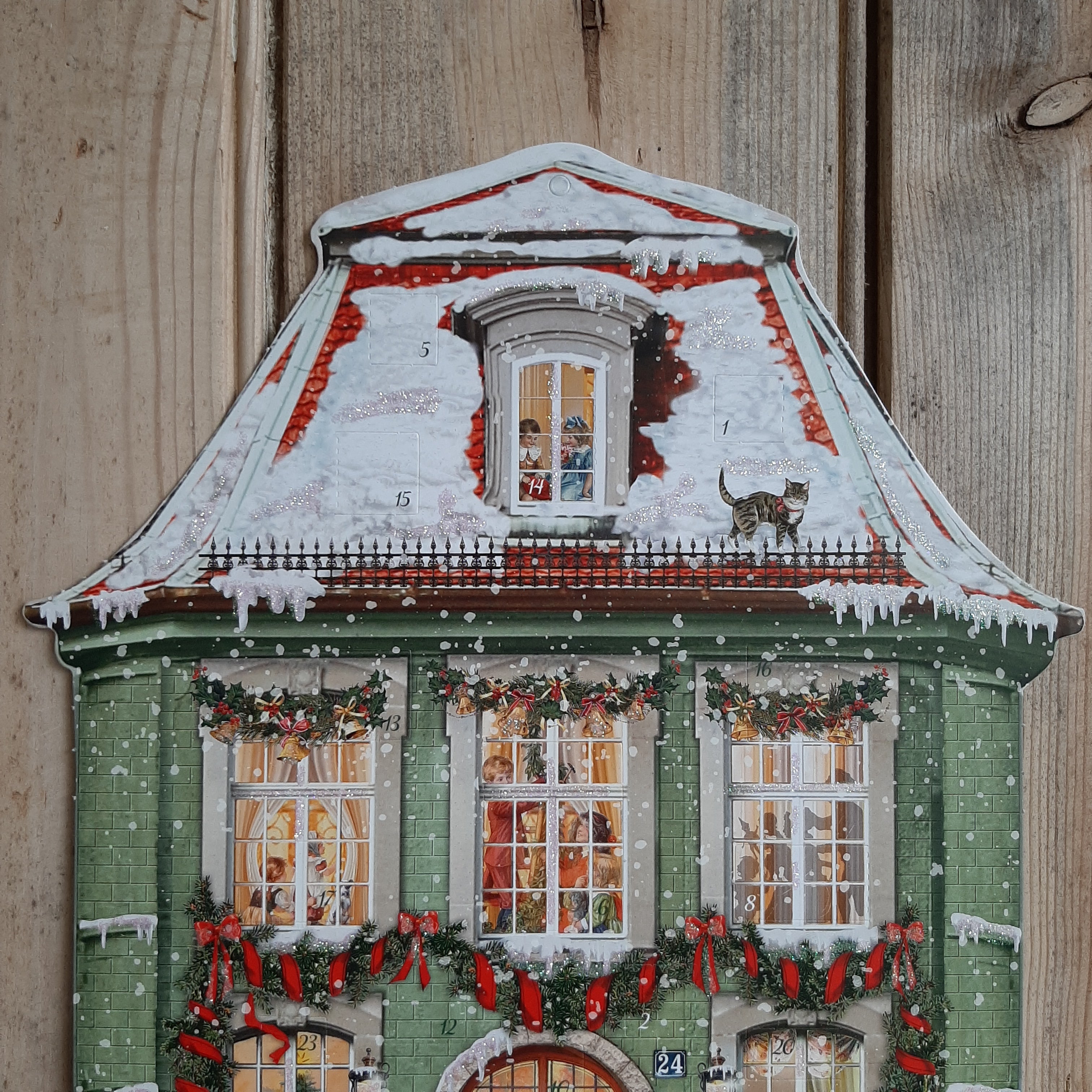 Traditional Advent Calendar large detail