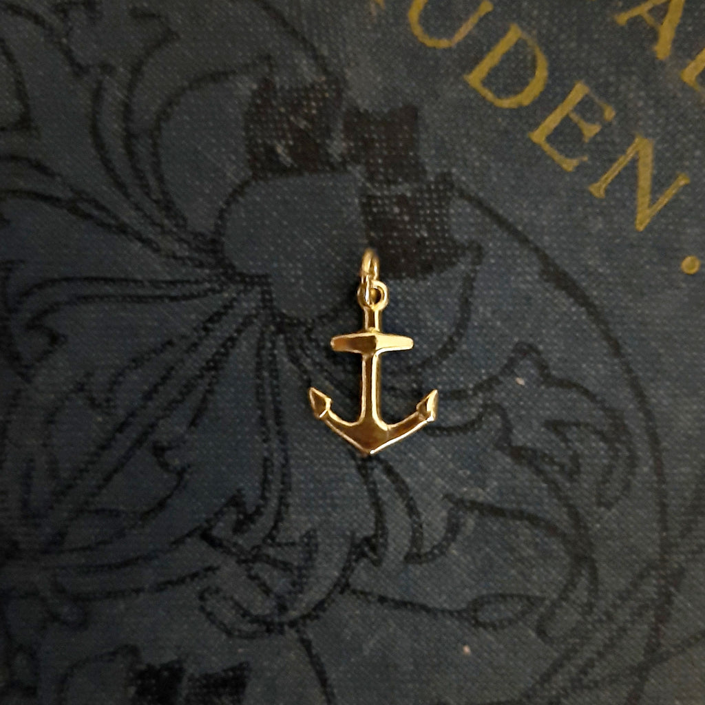 Anchor gold plated pendant