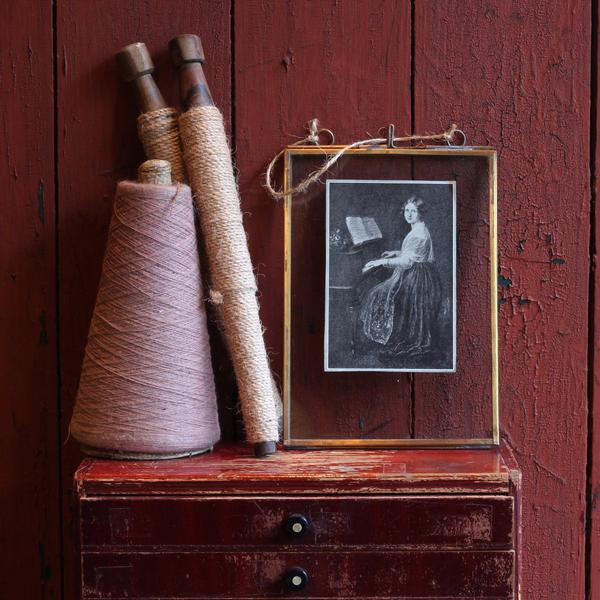 Brass Hanging Frame, 4 x 6, Landscape - Homeware Store