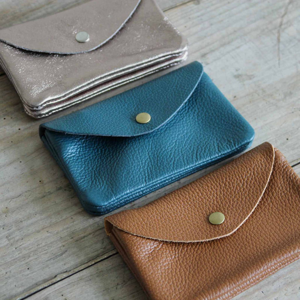 Leather purse made from 100% leather available in a variety of colours