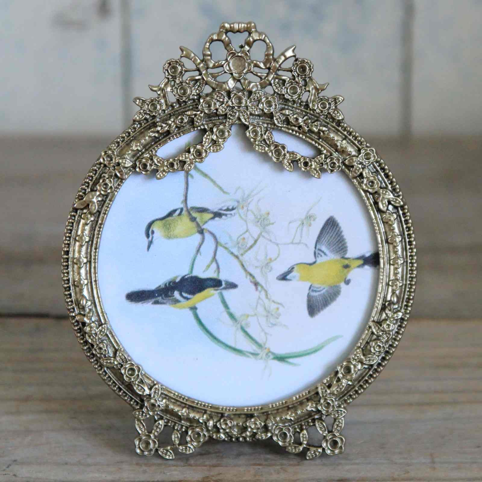 Antique Gold Round Frame