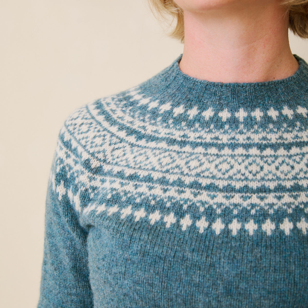 Classic Fair Isle Jumper - Nettle & Ecru