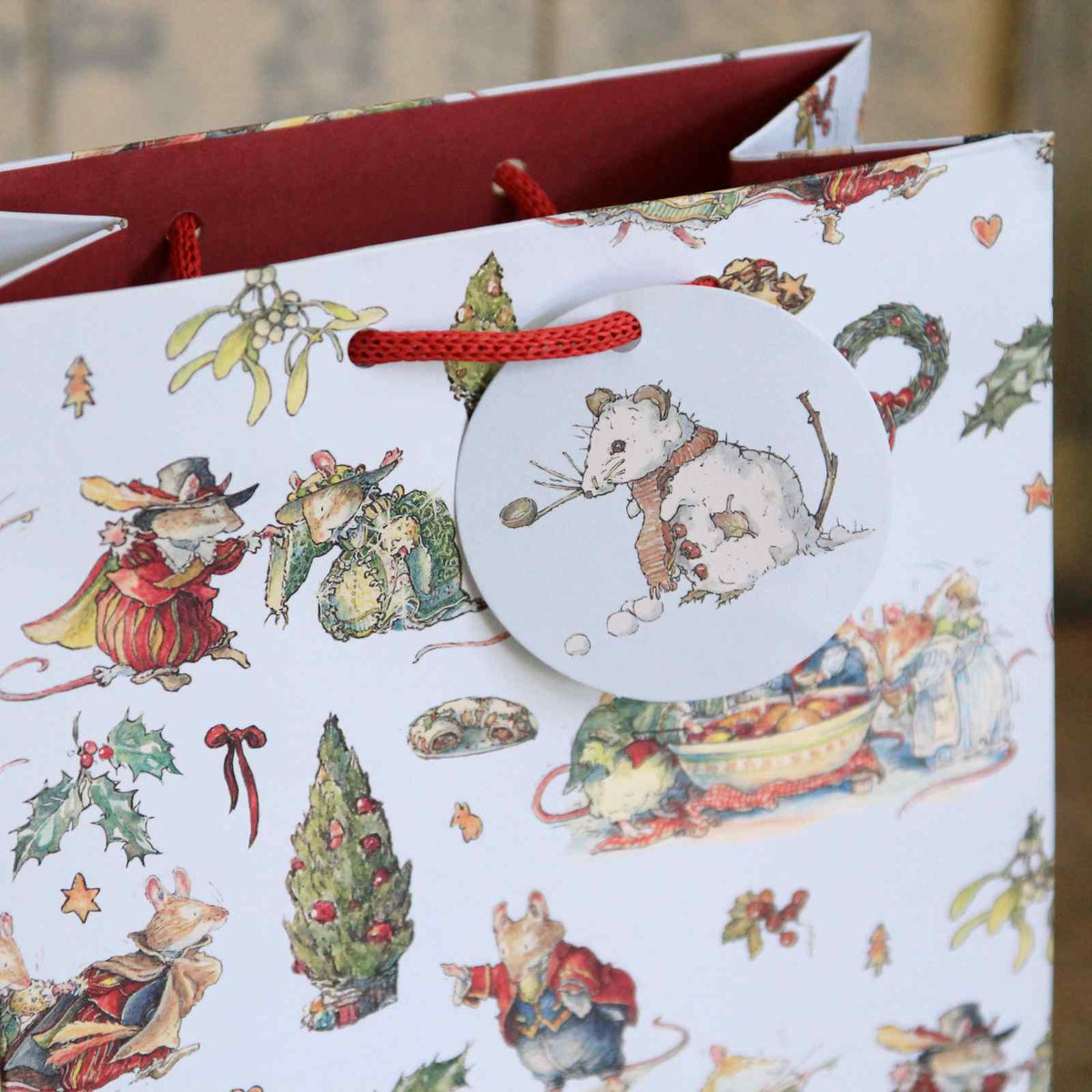 Brambly Hedge Christmas Gift Bag
