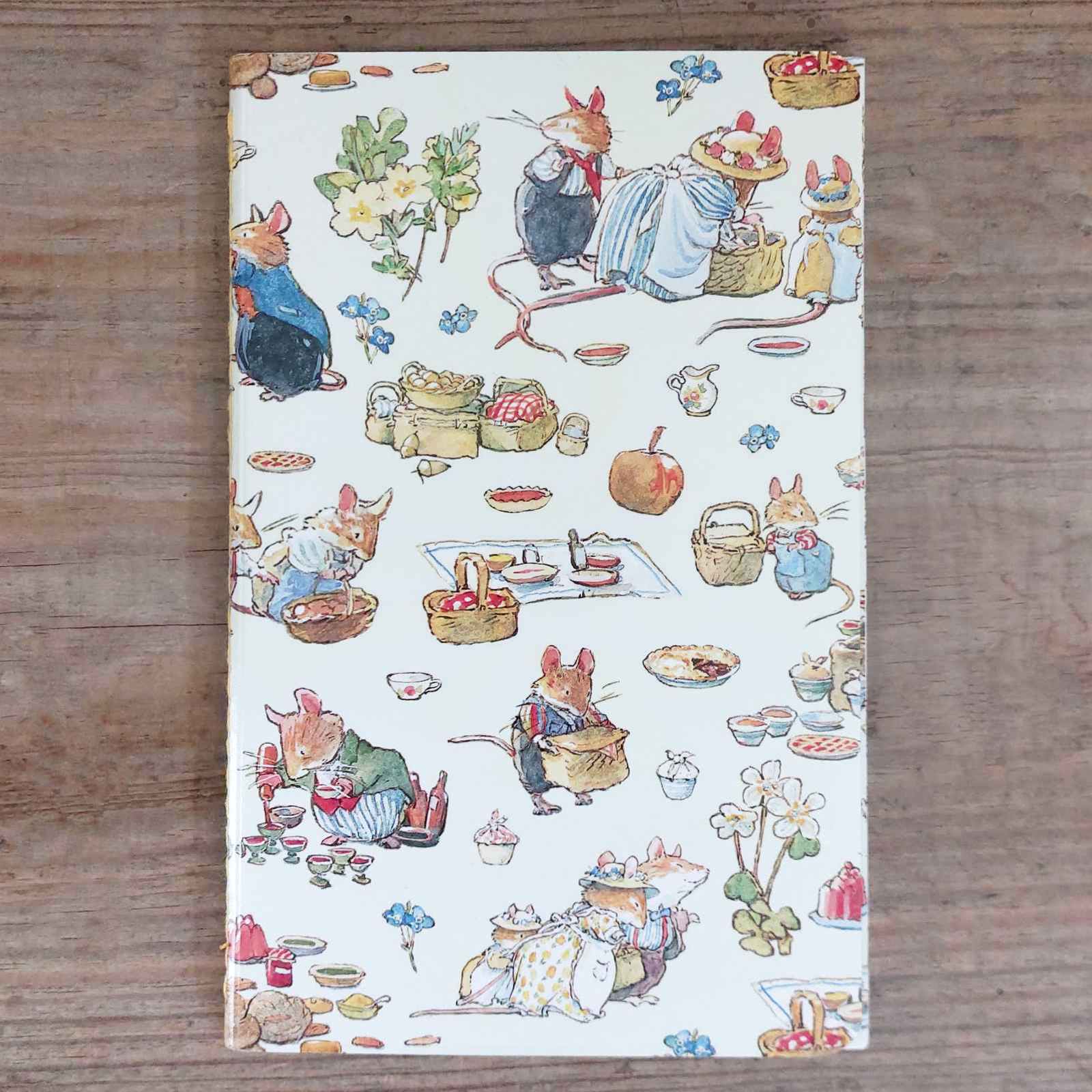 Brambly Hedge Lined Notebook