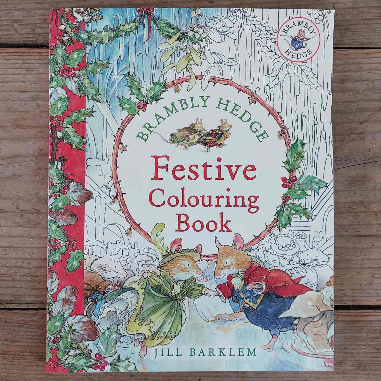 Brambly Hedge Festive Colouring Book