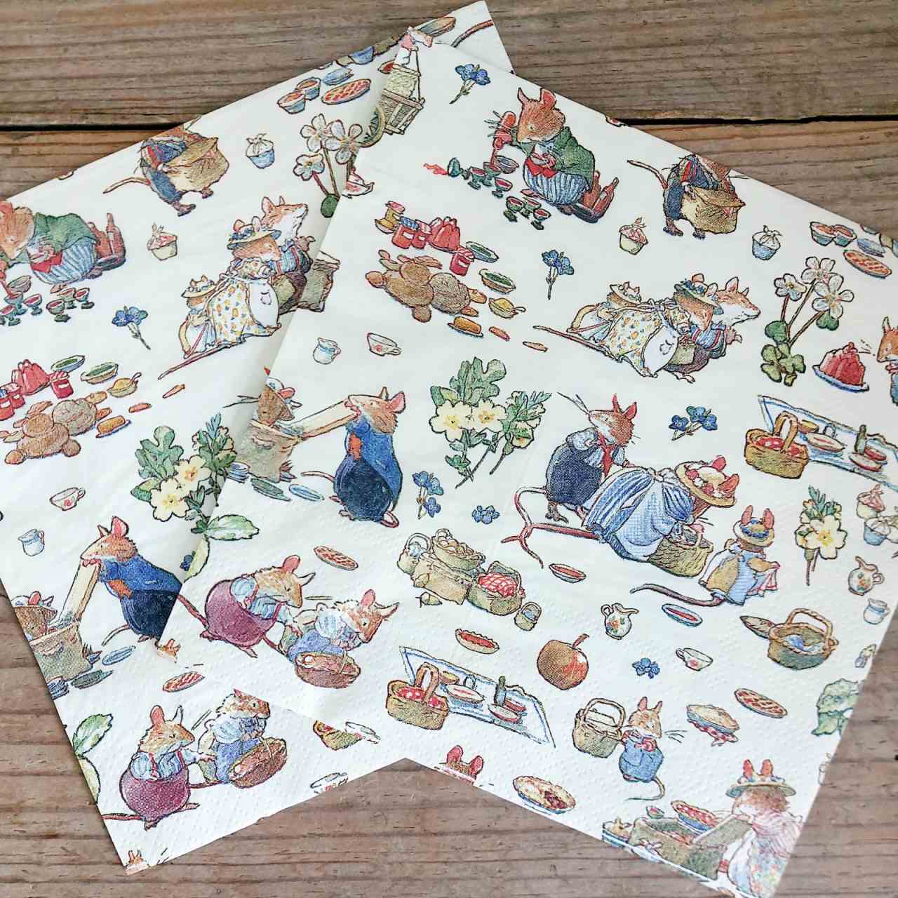 Set of 20 Brambly Hedge Paper Napkins
