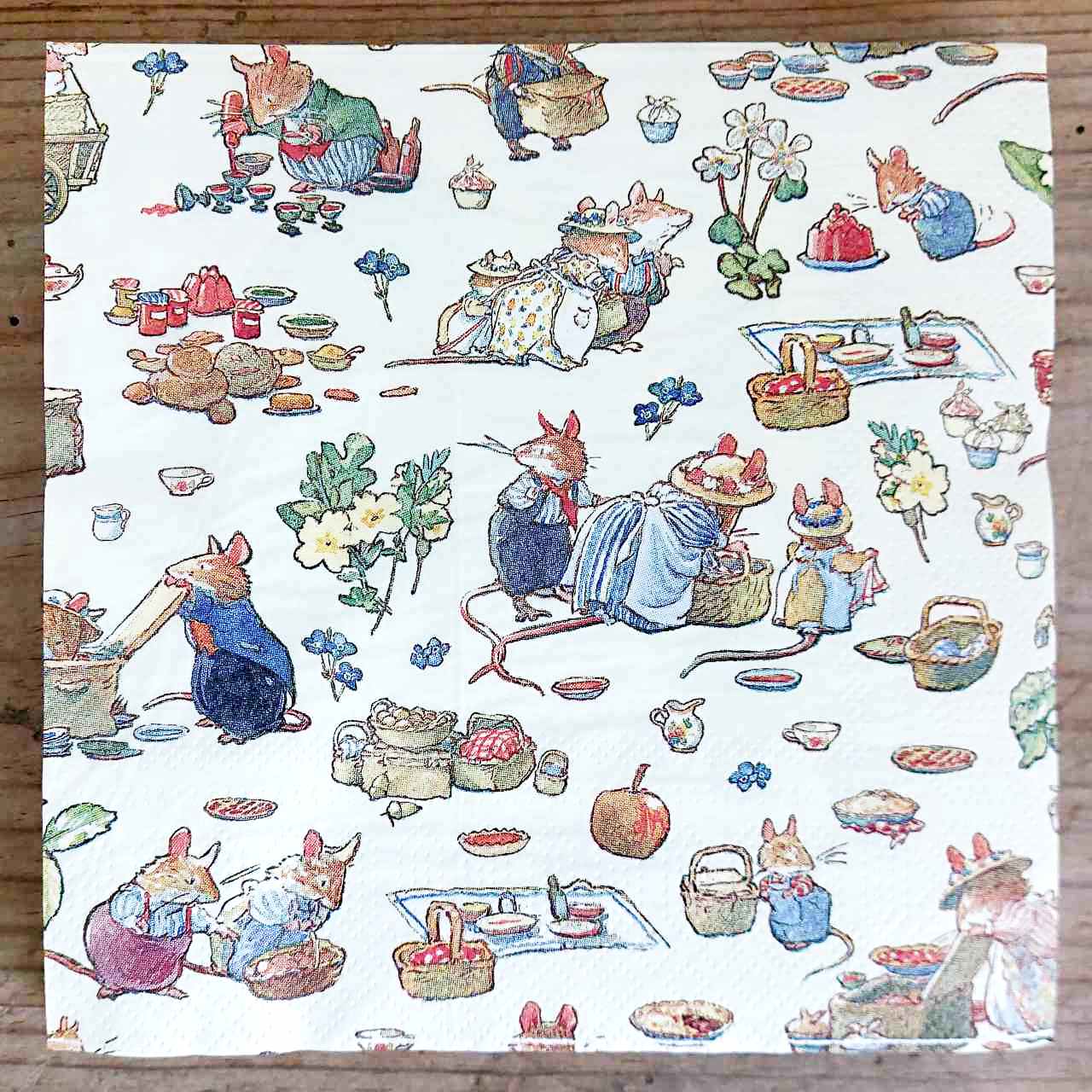 Set of 20 Brambly Hedge Paper Napkins