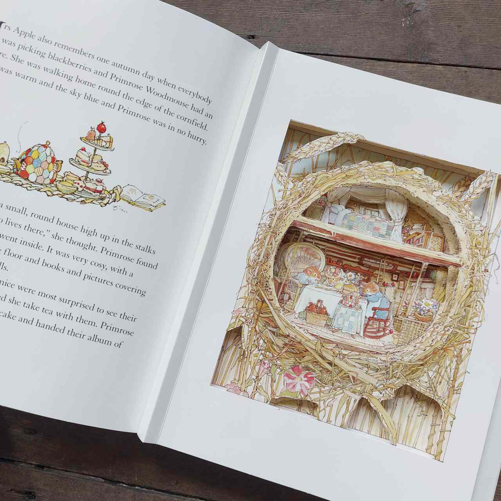 The Brambly Hedge Pop Up Book