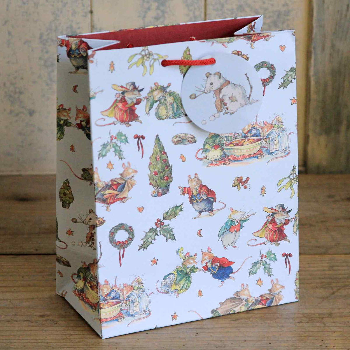 Brambly Hedge Christmas Gift Bag