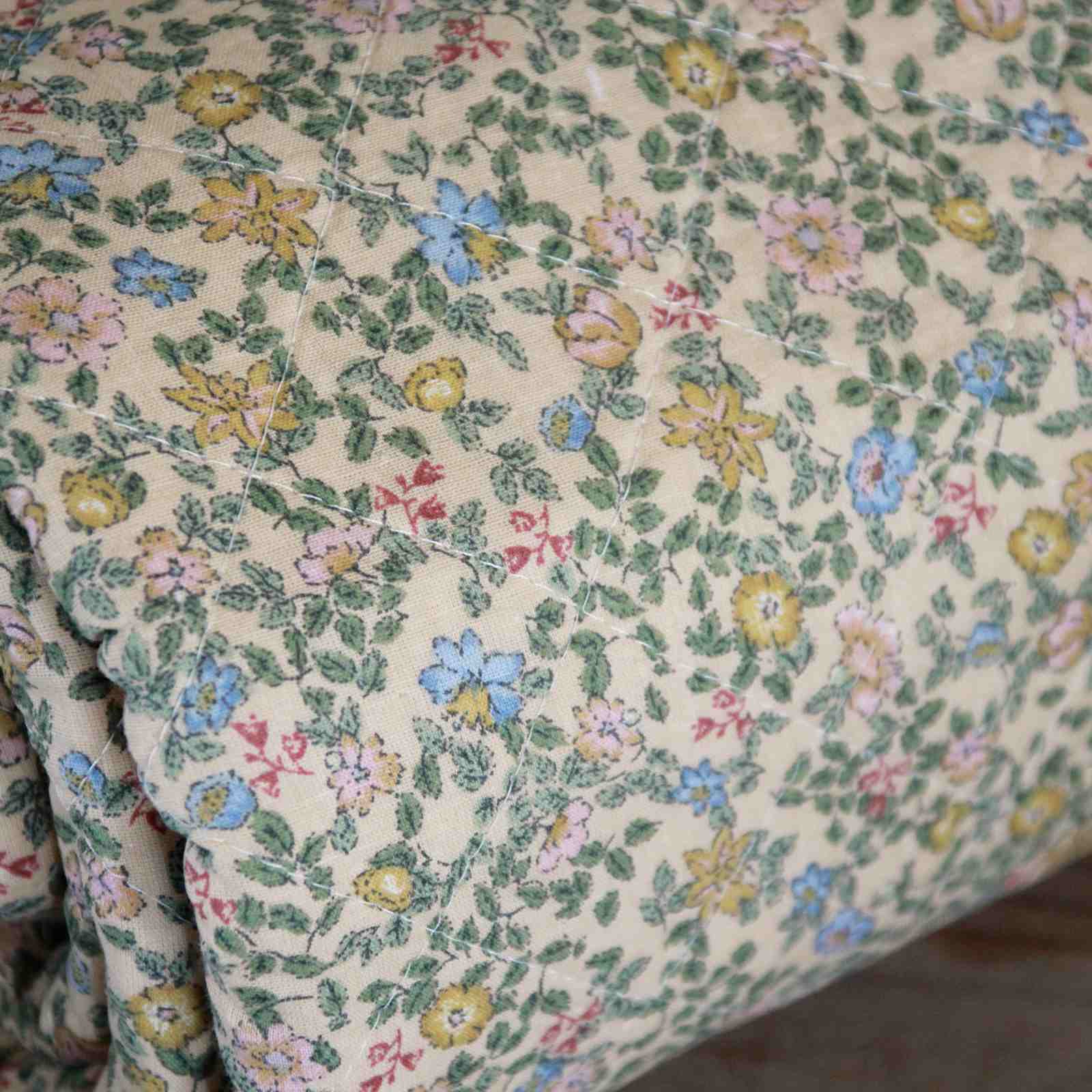 Quilted Bedspread - Butter Cream Floral