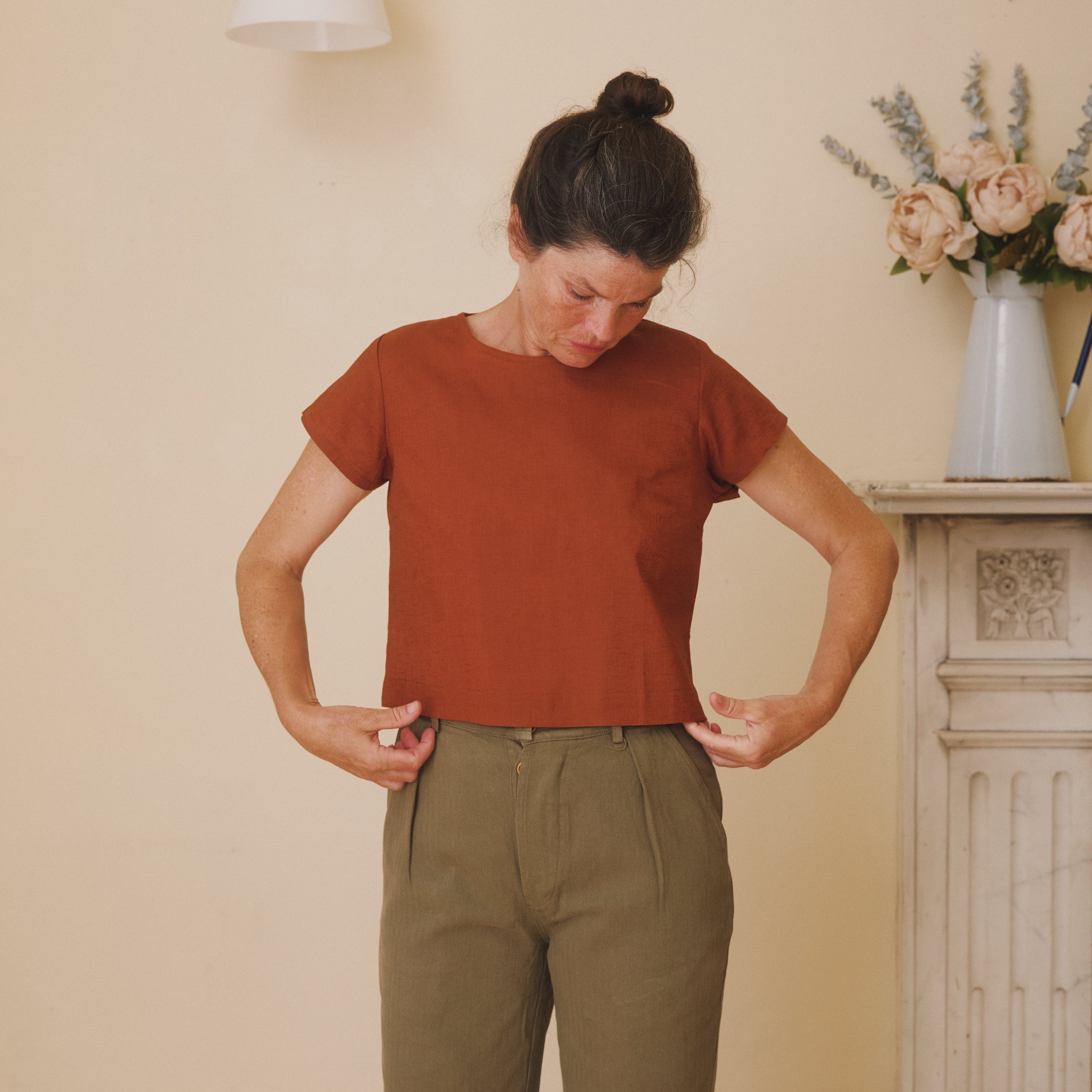 Cropped Linen Button Back Tee - Rust