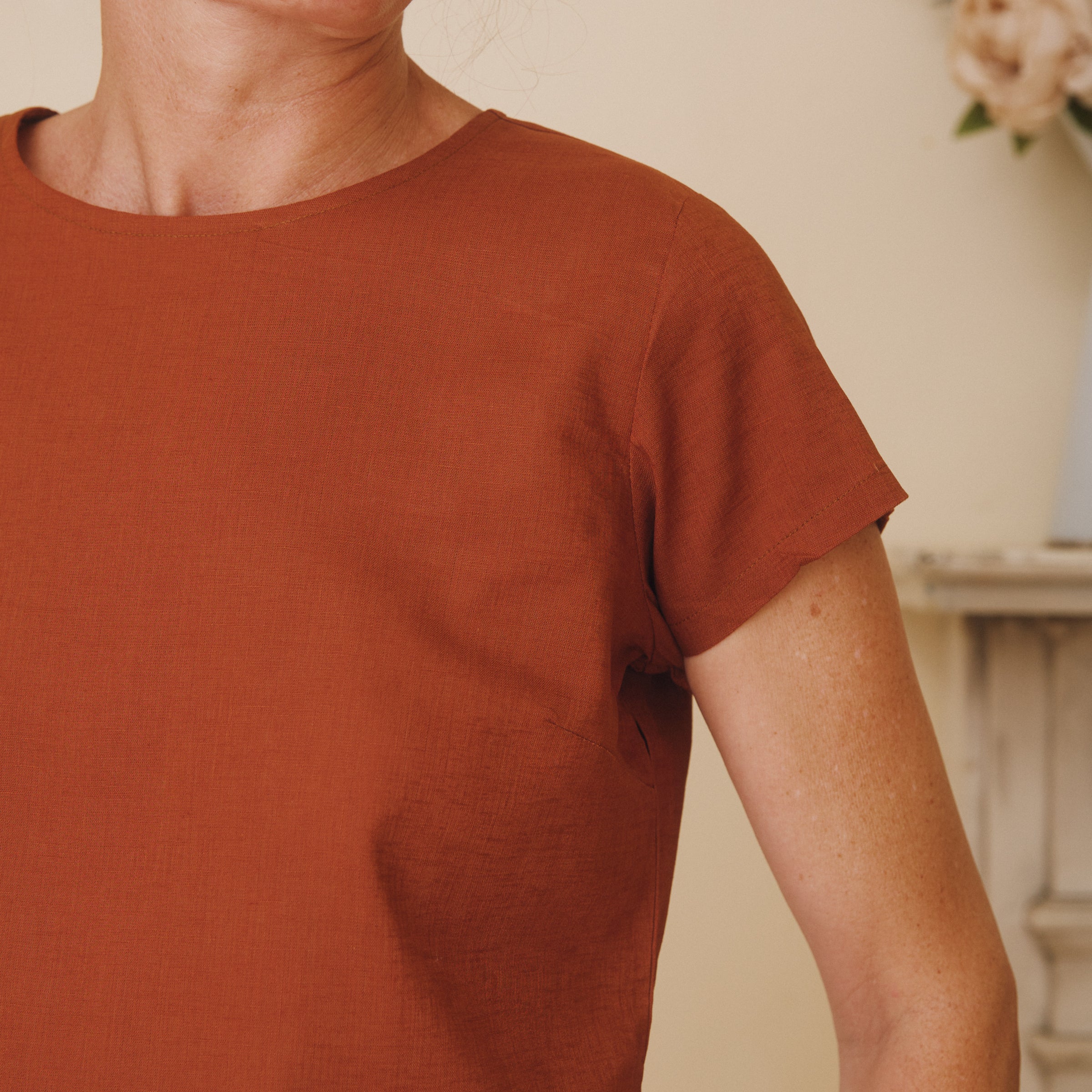 Cropped Linen Button Back Top - Rust