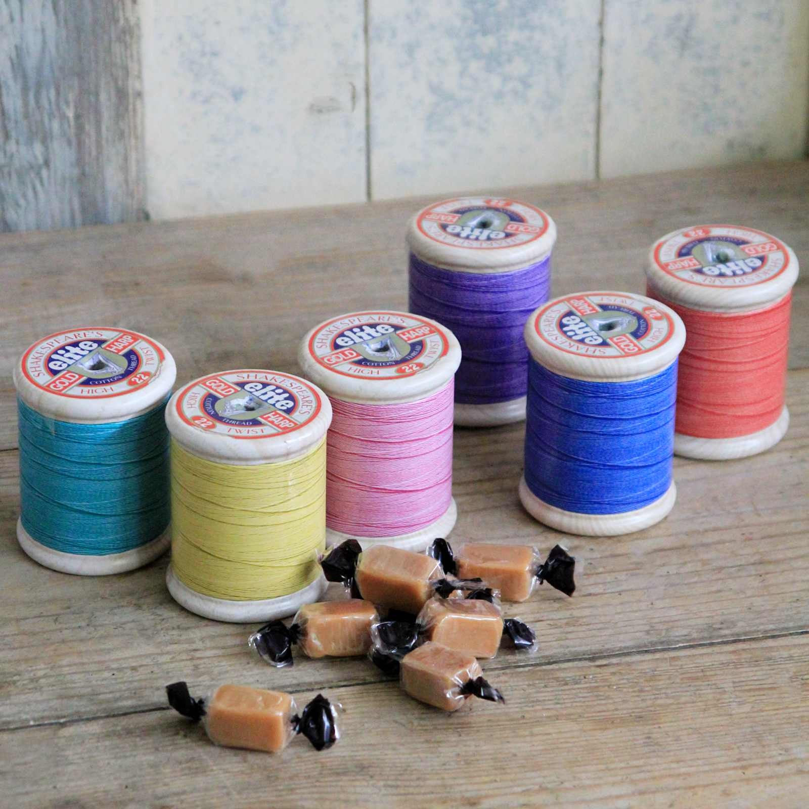 Cotton Reel Tin with Fudge