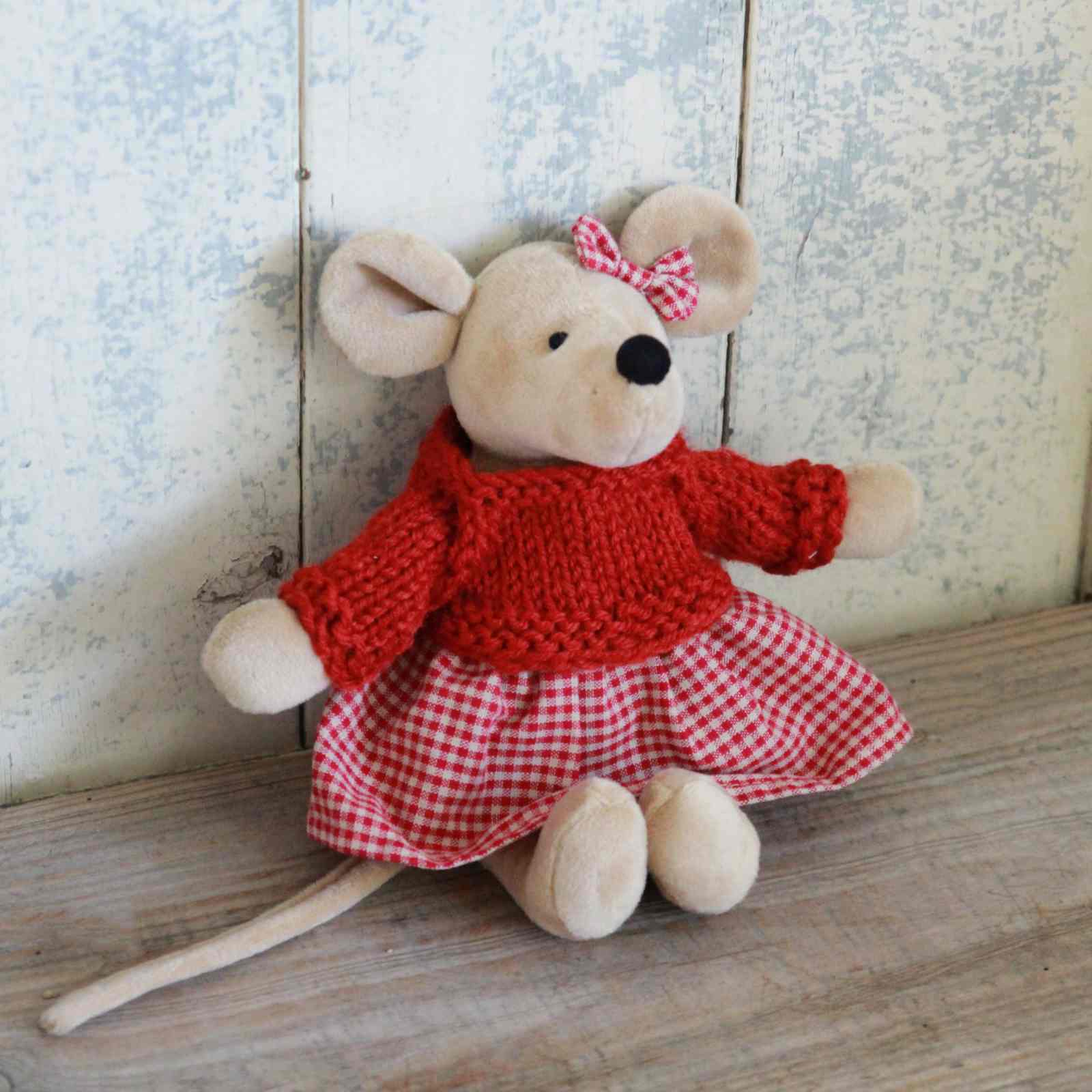 Cuddly Mouse - Red Gingham