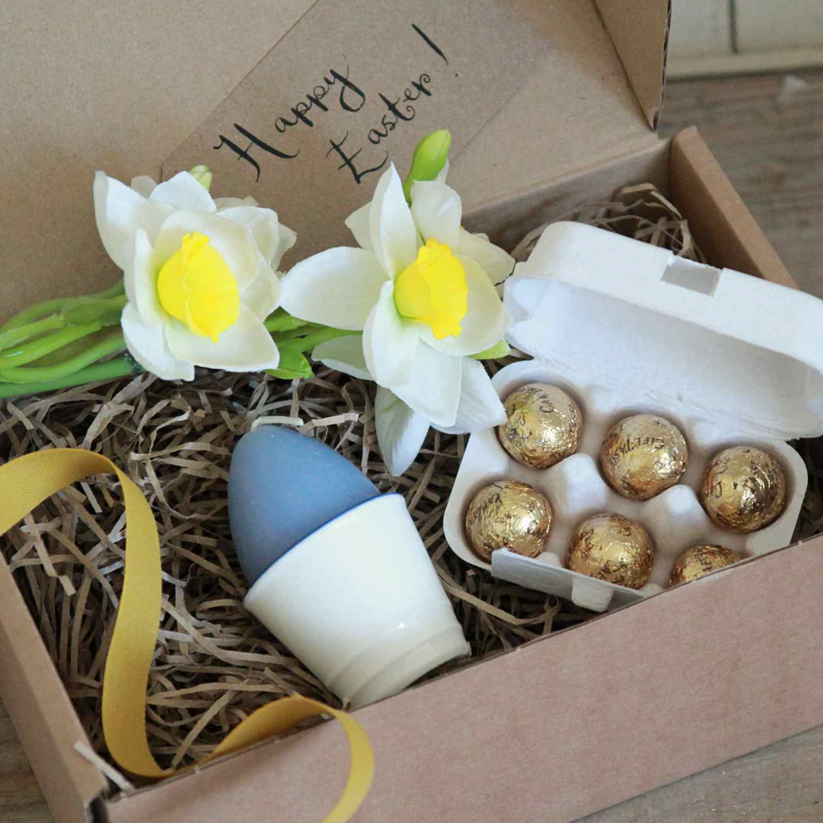 Easter Boxed Gift - Praline Eggs