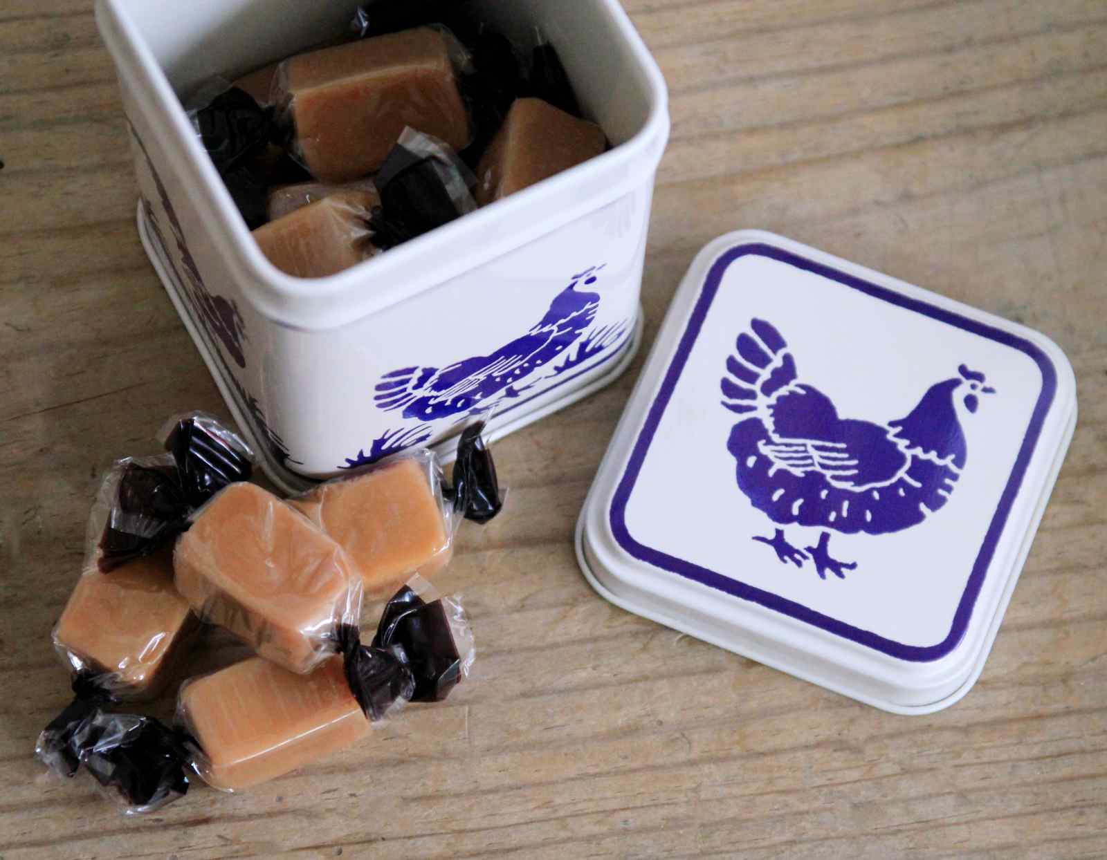 Emma Bridgewater Blue Hens Tin with Fudge