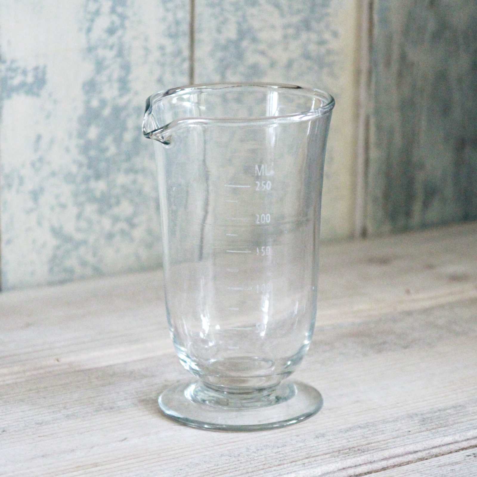 Glass Measure 250ml