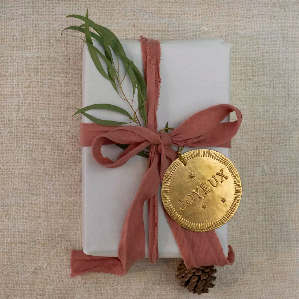 Gold Coin Decoration - Joyeaux