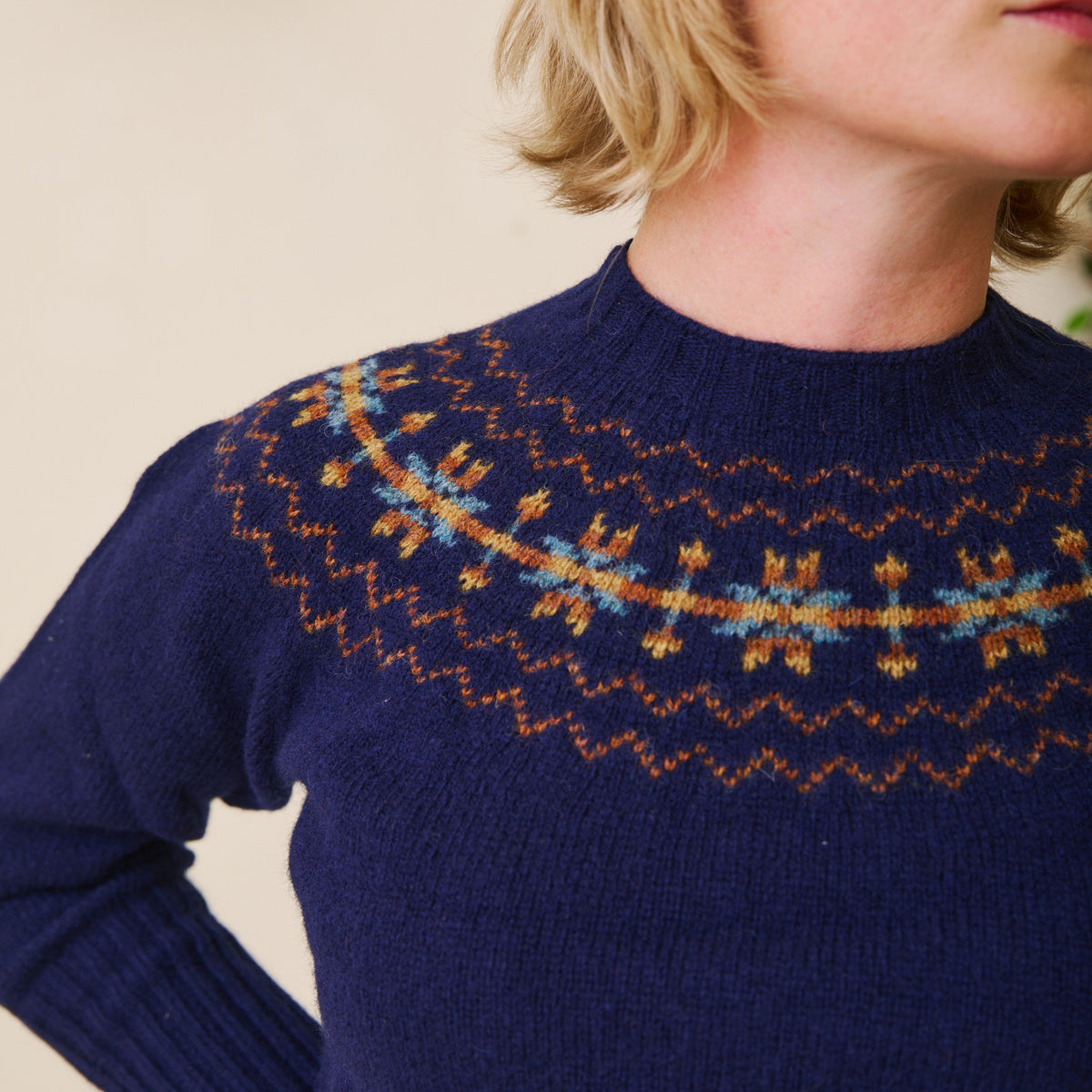 Traditional Scottish Fair Isle Crew Neck Jumper - Navy