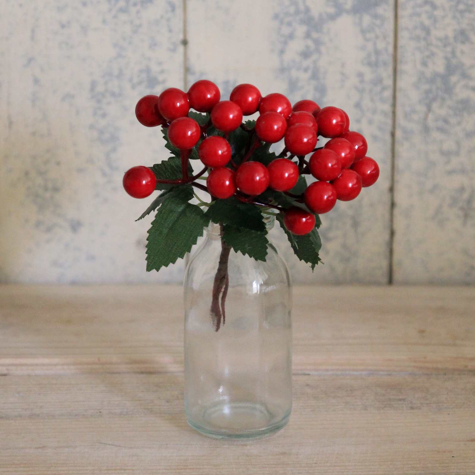 Red Berry Pick with Leaves