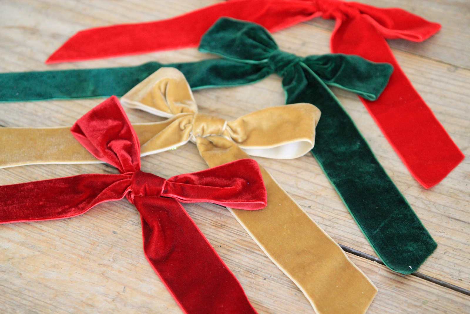 Velvet Bow Decoration