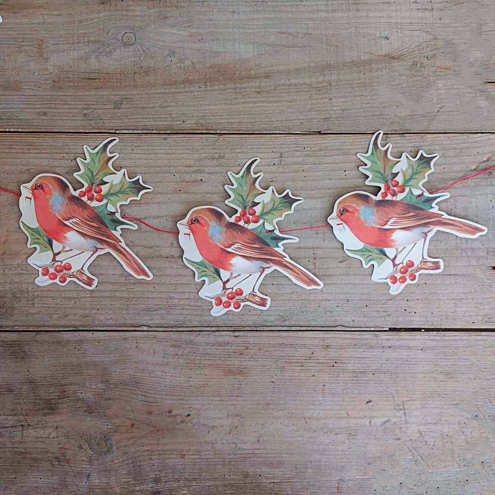 Traditional Robin and Holly Christmas Garland