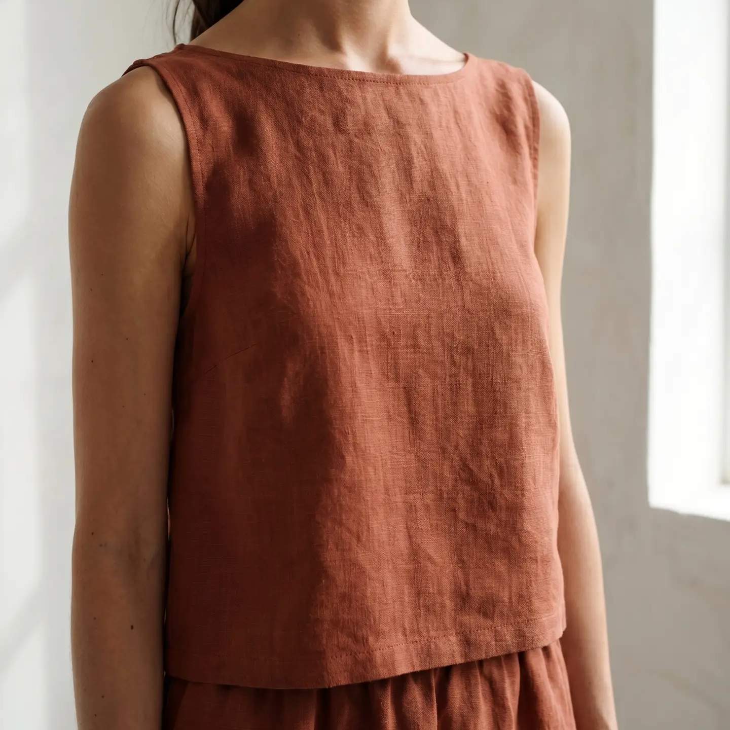 Cropped Linen Button Back Top - Rust