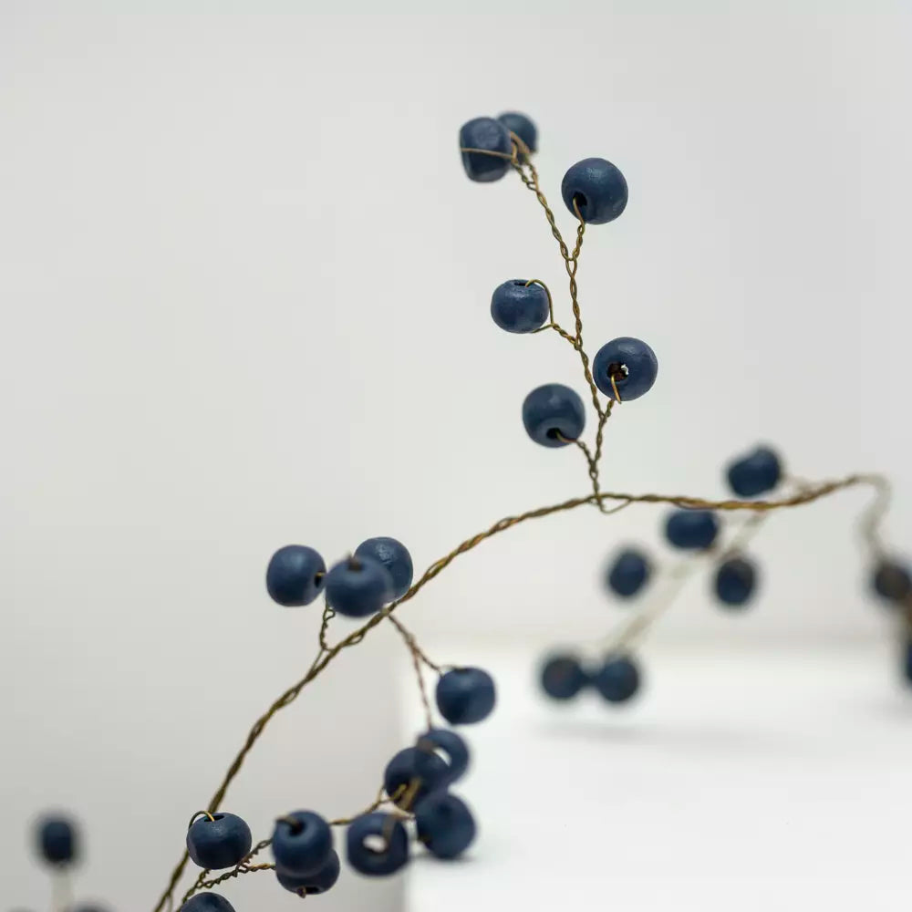 Sloe Berry Wooden Garland