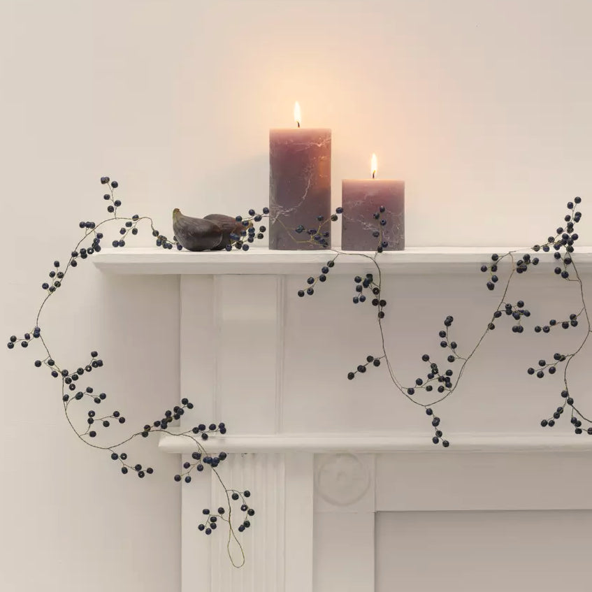 Sloe Berry Wooden Garland