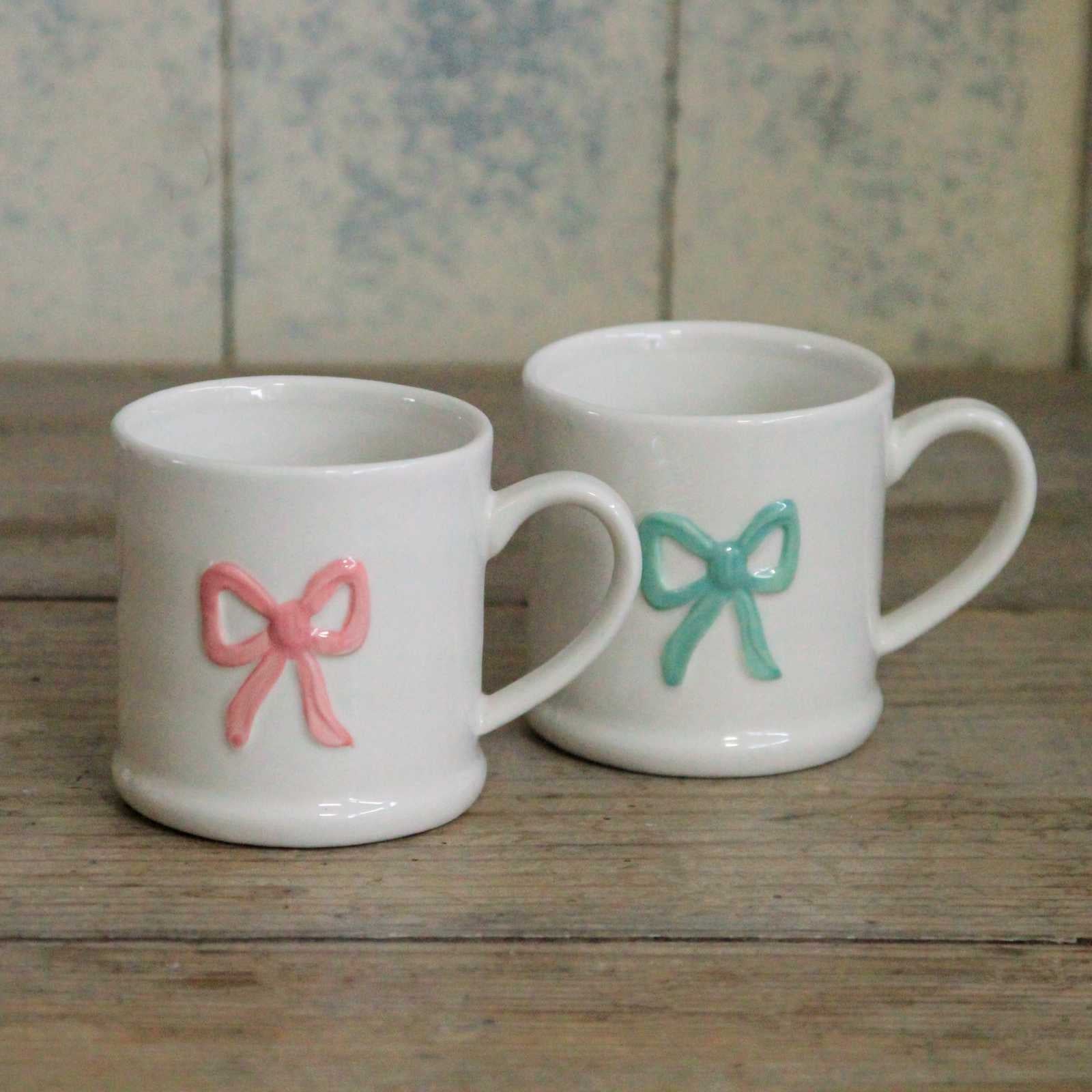 Stoneware Mug - Bow