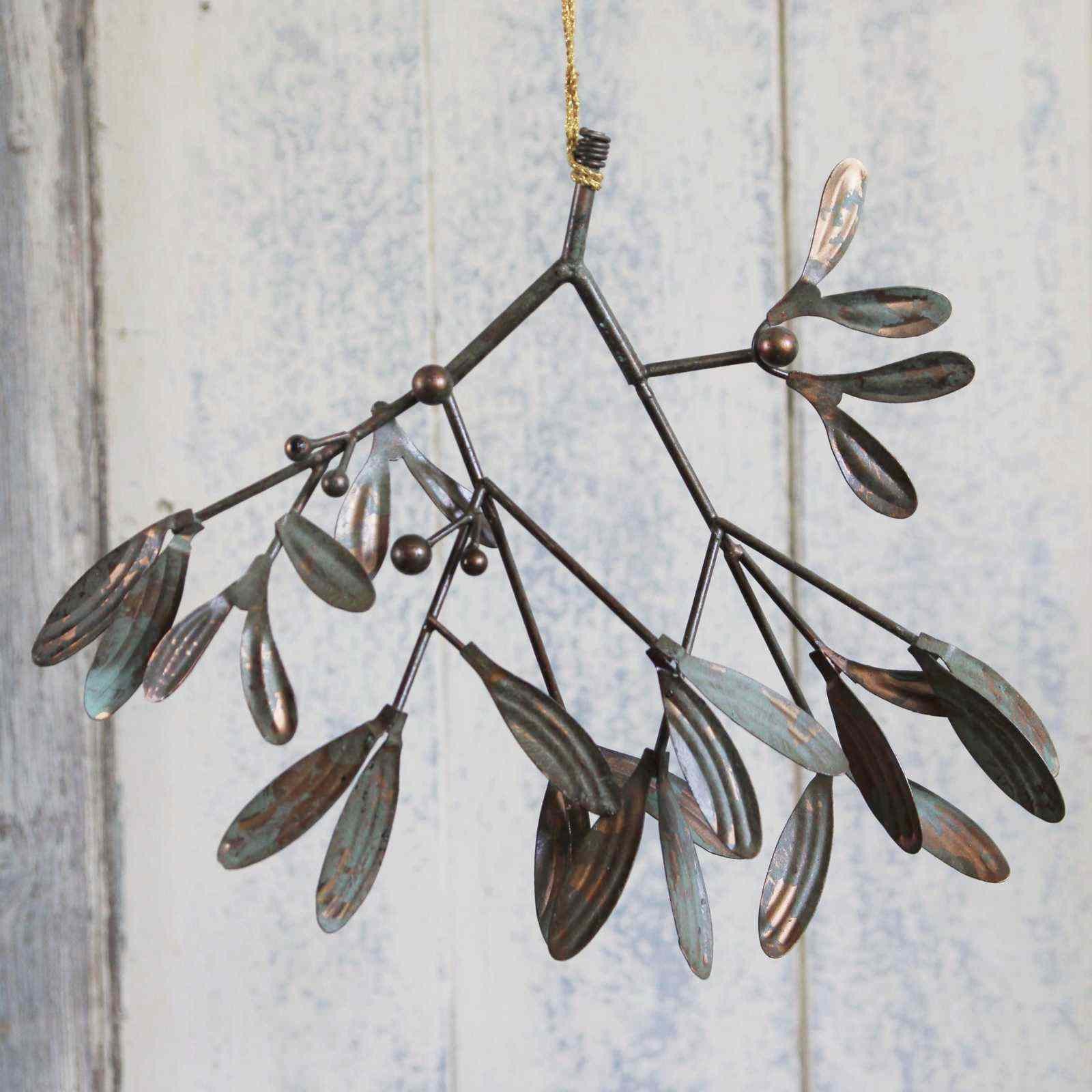 Vintage Mistletoe Bunch