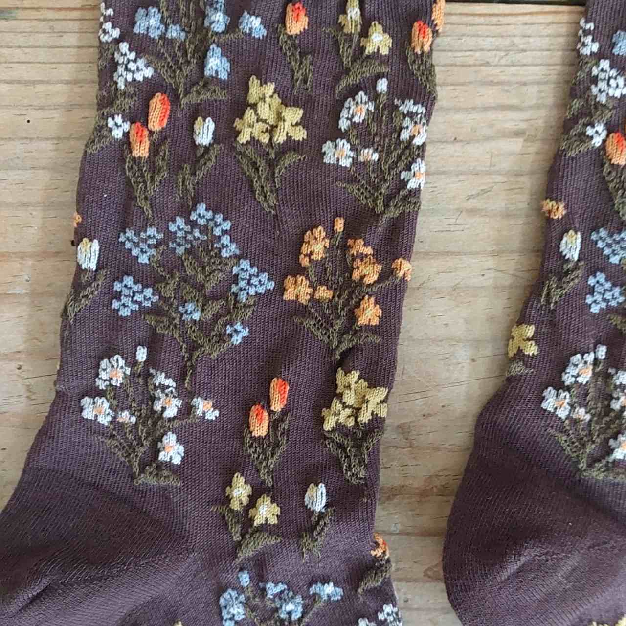 Women's Wildflower Socks - floral detail