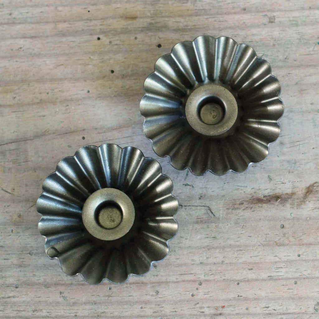 Antique Brass Candle Holder - Scalloped Edge