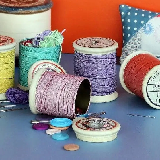 Cotton Reel Tin with Fudge