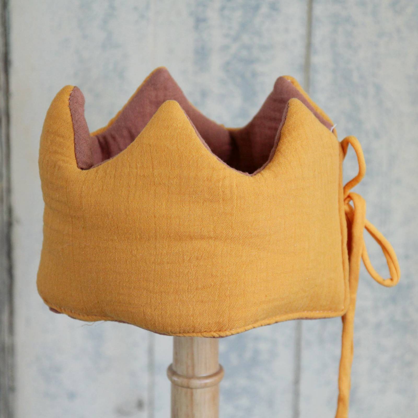 Child's cotton crown