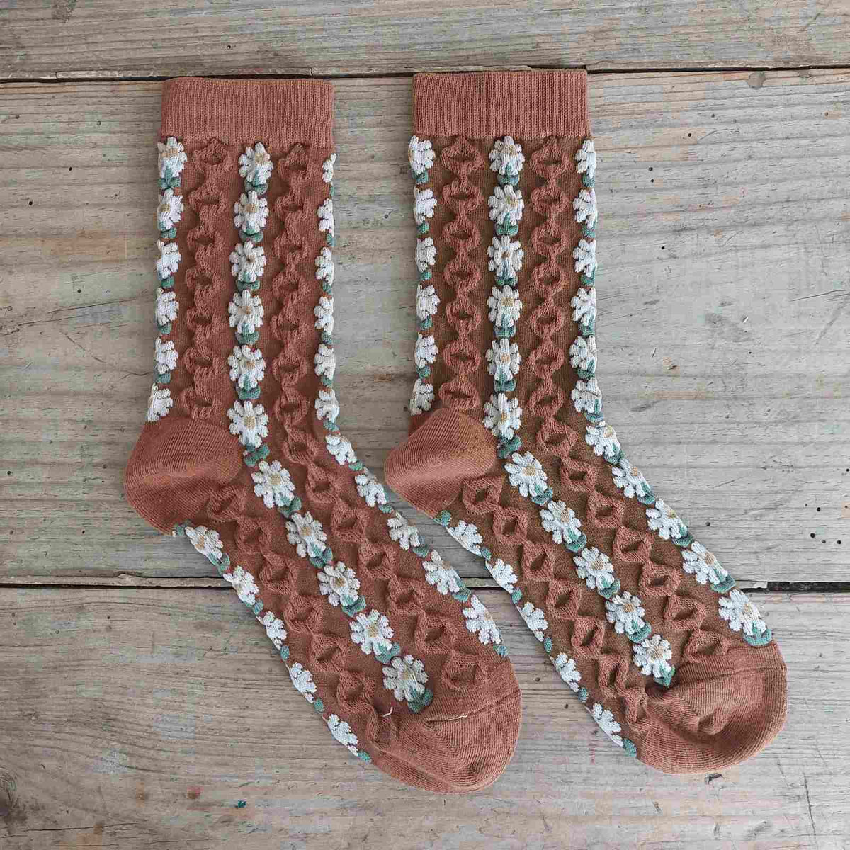 Daisy Socks – Closet & Botts