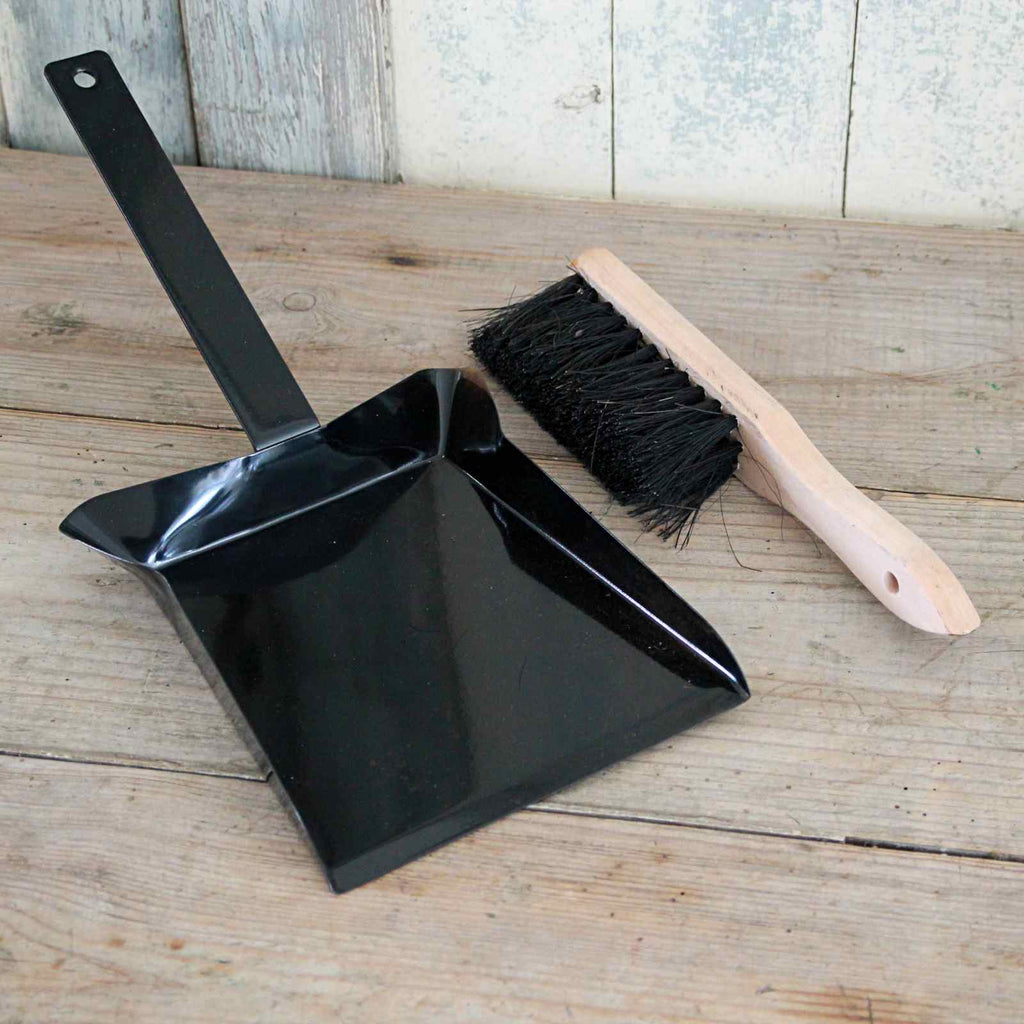 Black Dustpan & Brush Set