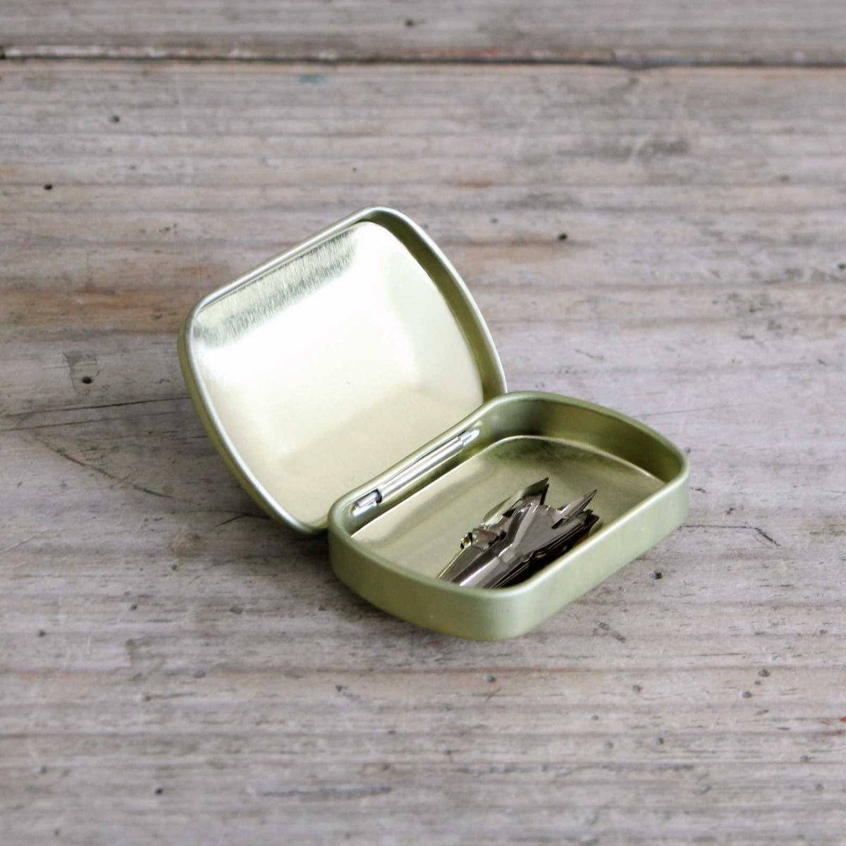 Nib Storage Tin – Closet & Botts
